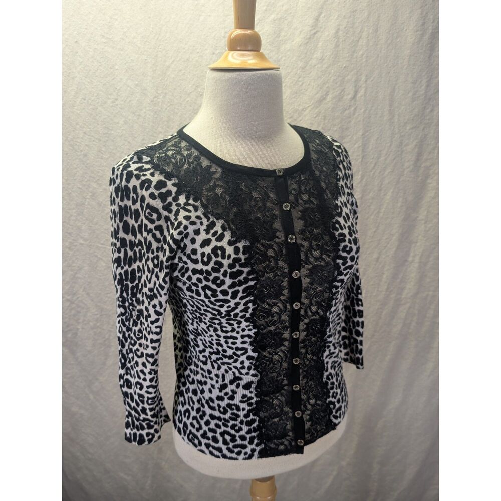 White House Black Market leopard lace 3/4 sleeve cardigan SZ M - Picture 2 of 10